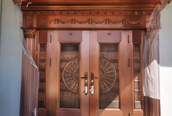 現在遼寧銅門行業內卷嚴重，緊跟國家“一路一帶”戰略，把省會沈陽銅門賣到東南亞國家！