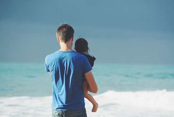 愛在父親節,沈陽昊瑞銅門廠向全天下的父親致敬,祝您們節日快樂